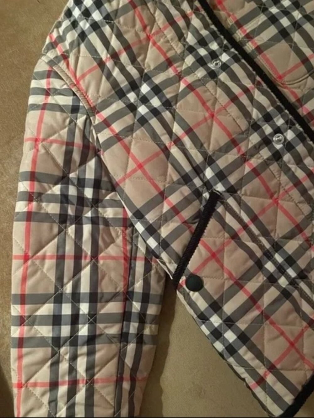 Authentic Burberry Check Quilted Barn Jacket - Picture 8 of 9
